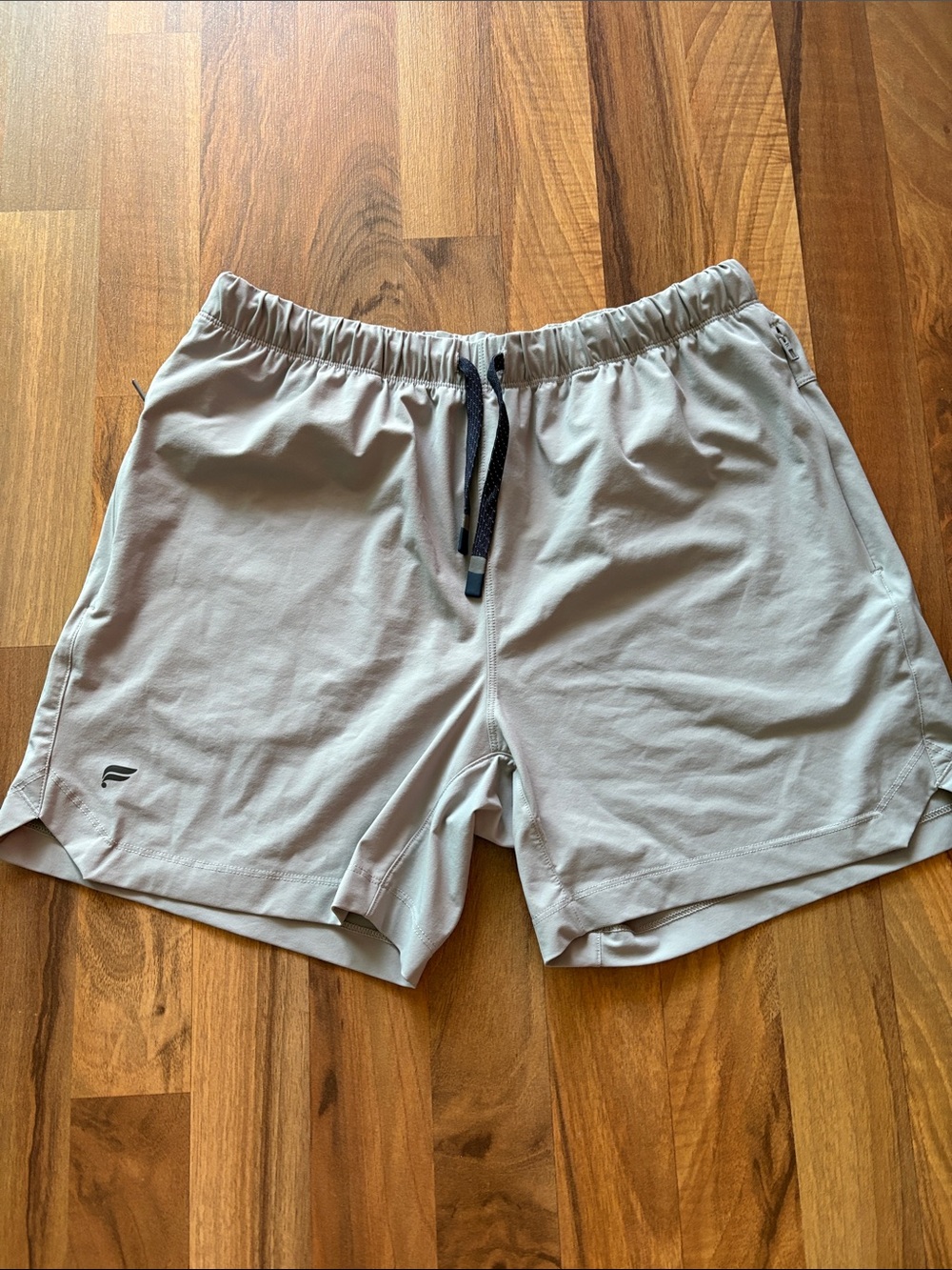 Fabletics Men’s Athletic Shorts in Light Gray with Black Drawcord Size S